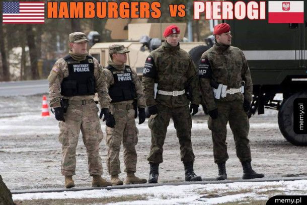 Hamburgery VS pierogi