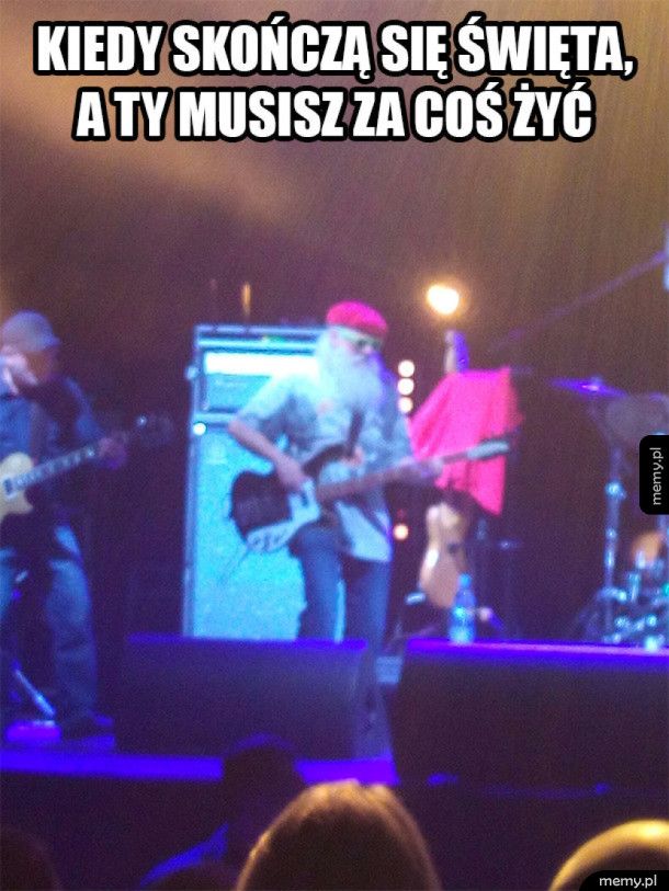 Mikołaj dorabia na muzyce