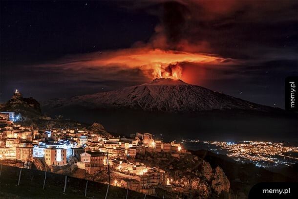 Wybuch wulkanu Etna/ Zdjęcie Fernando Famiani'ego