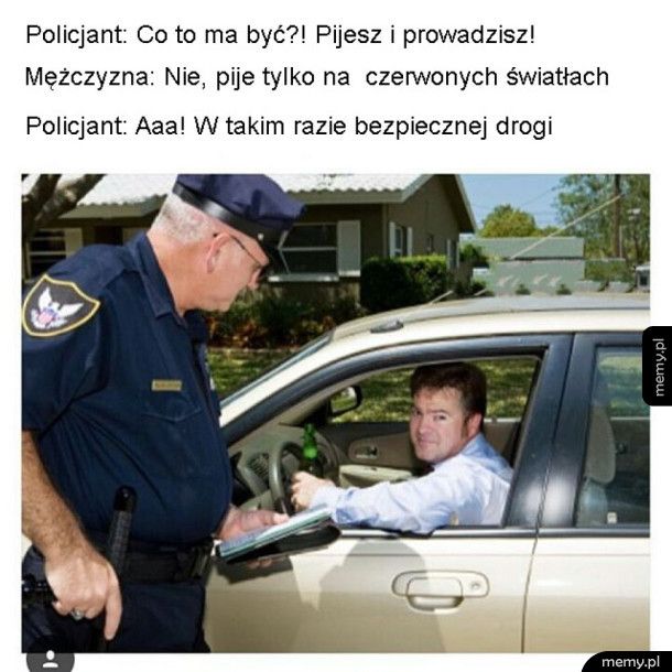 Policjant zatrzymuje kierowcę