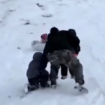 Tata przechodzi w tryb superbohatera